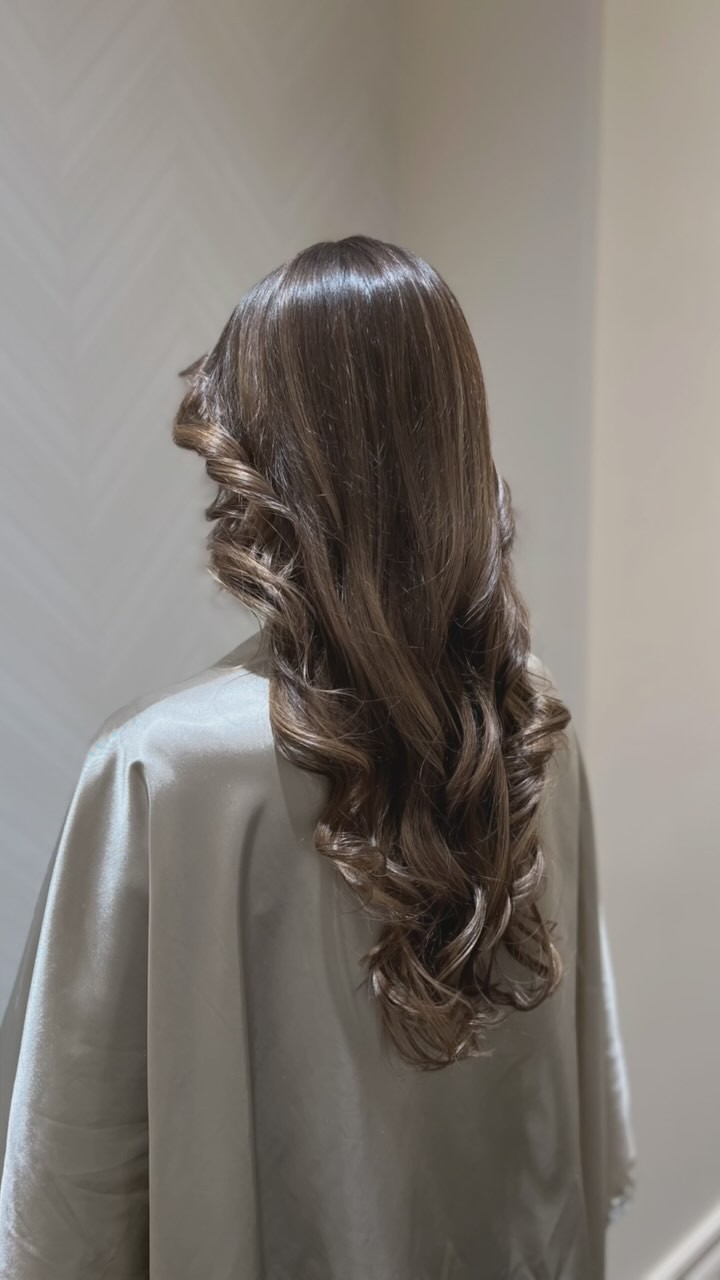 Sun-kissed bronde balayage waves by Ooh Lala by Frenchie